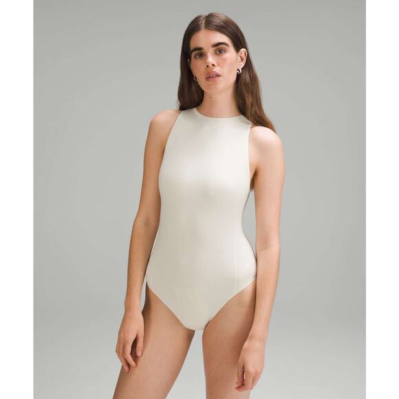 Lululemon Wundermost High Neck Bodysuit in Nomad Beige Size XS NWT - Picture 1 of 11
